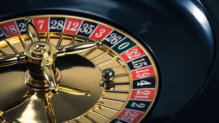 Live casino baccarat table streamed in real time for Filipino VIP members on wow casino